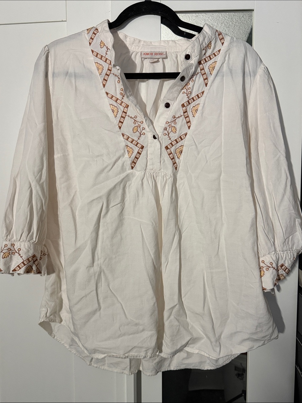 Knox Rose White Embroidered V-Neck Peasant Tunic